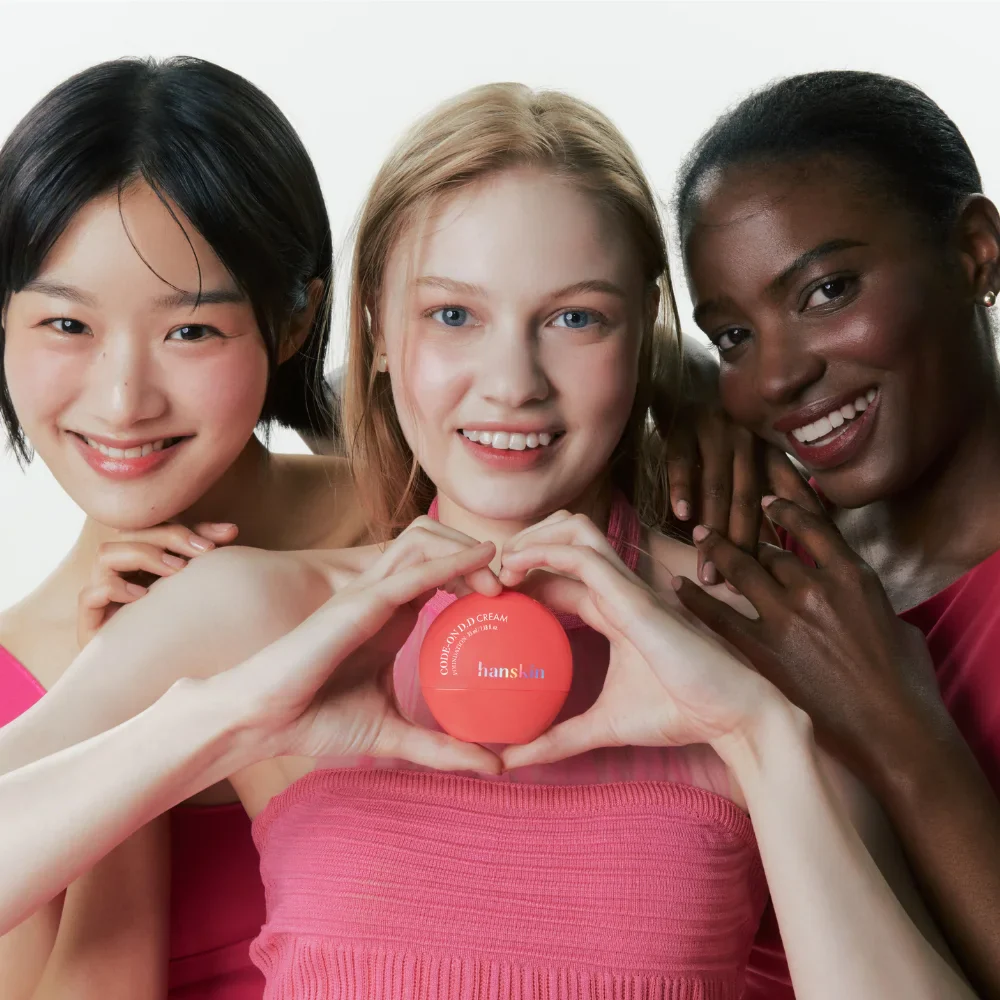 HANSKIN - CODE-ON DD CREAM - KREMOWY PODKŁAD DD UDOSKONALAJĄCY NATURAL BEIGE 23N - obrazek 2